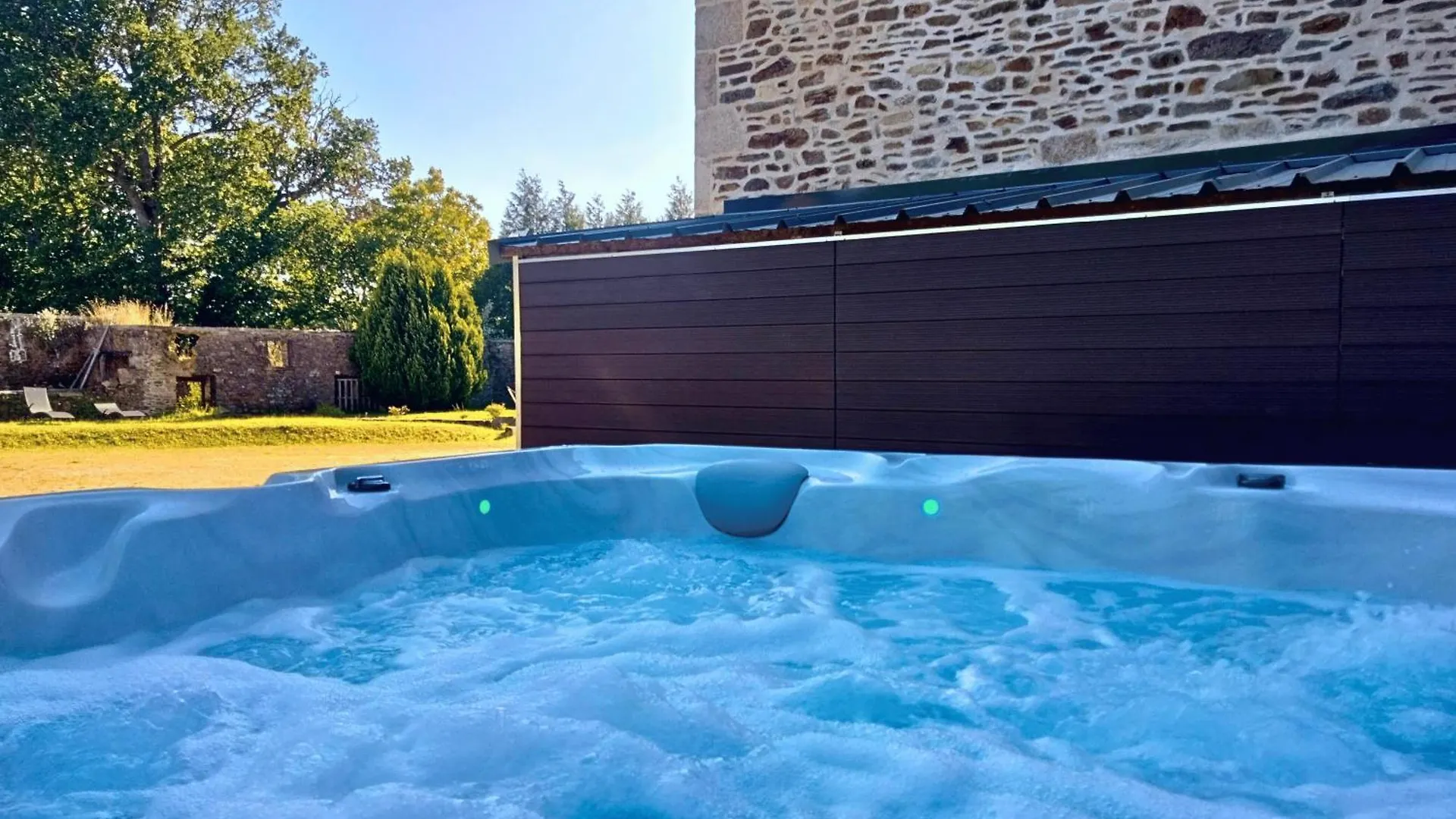 Ceshap - Chambres D'Hotes Avec Jacuzzi Taden 0*,  フランス